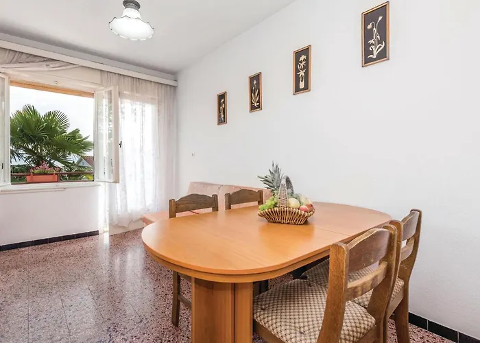 3 Bedroom Stunning In Lovran