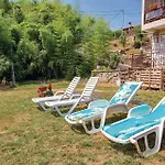 Apartament 3 Bedroom Stunning In